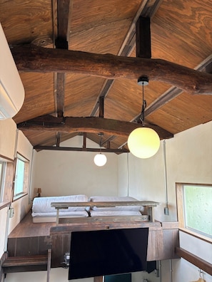 2 habitaciones, escritorio, wifi gratis y ropa de cama