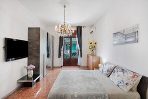 4 Schlafzimmer, Bügeleisen/Bügelbrett, kostenloses WLAN, Bettwäsche
