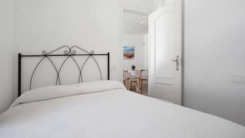 3 habitaciones, tabla de planchar con plancha y wifi gratis