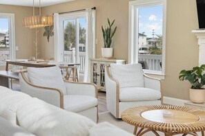 Smart TV, fireplace, books, music library