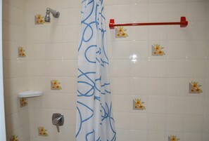 Shower - Holiday Home 'Casa A T Dell Orso With Veranda' and Private Garden (Melendugno)