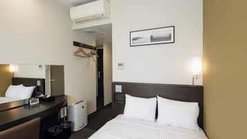 1 habitación, escritorio, tabla de planchar con plancha y wifi gratis