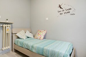 3 bedrooms, iron/ironing board, free WiFi, bed sheets - Apartment 'Marconi 35 Pergine' with Mountain View, Shared Garden and Wi-Fi (Pergine Valsugana)