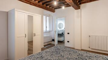 1 dormitori, wifi gratuïta i roba de llit