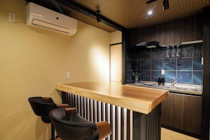 Fridge, microwave, stovetop, cookware/dishes/utensils - Chiyo  Hazukitei / Kyoto Kyōto (Kyoto)