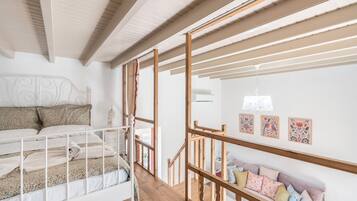 1 室のベッドルーム、アイロン / アイロン台、WiFi (無料)、ベッドシーツ