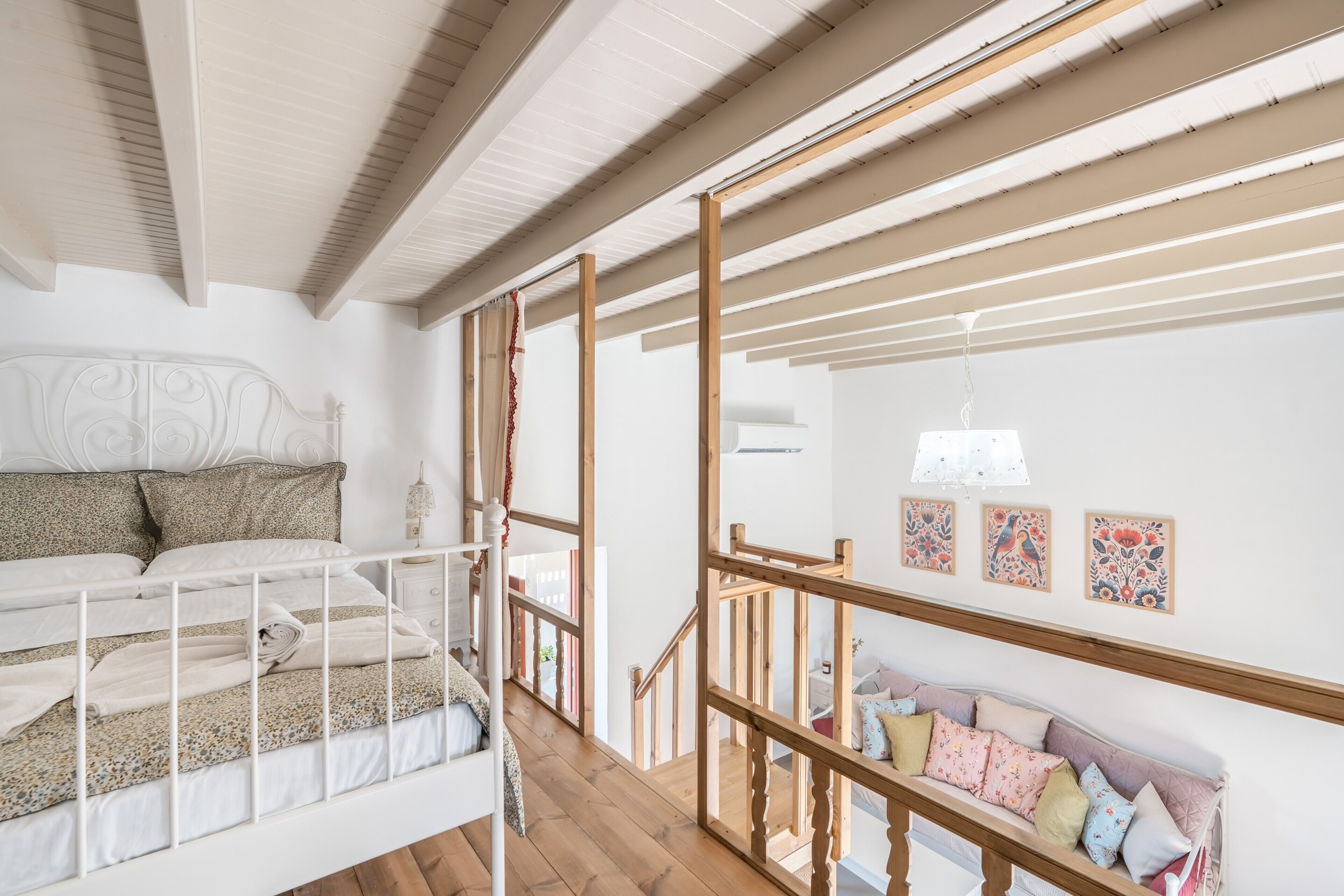 1 slaapkamer, een strijkplank/strijkijzer, gratis wifi, beddengoed