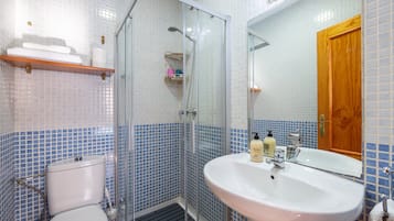 Dusch, hÄrtork och handdukar