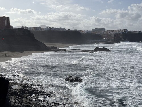 Vacation 'Casa Para Descubrir El Mar' with Private Terrace and Wi-Fi