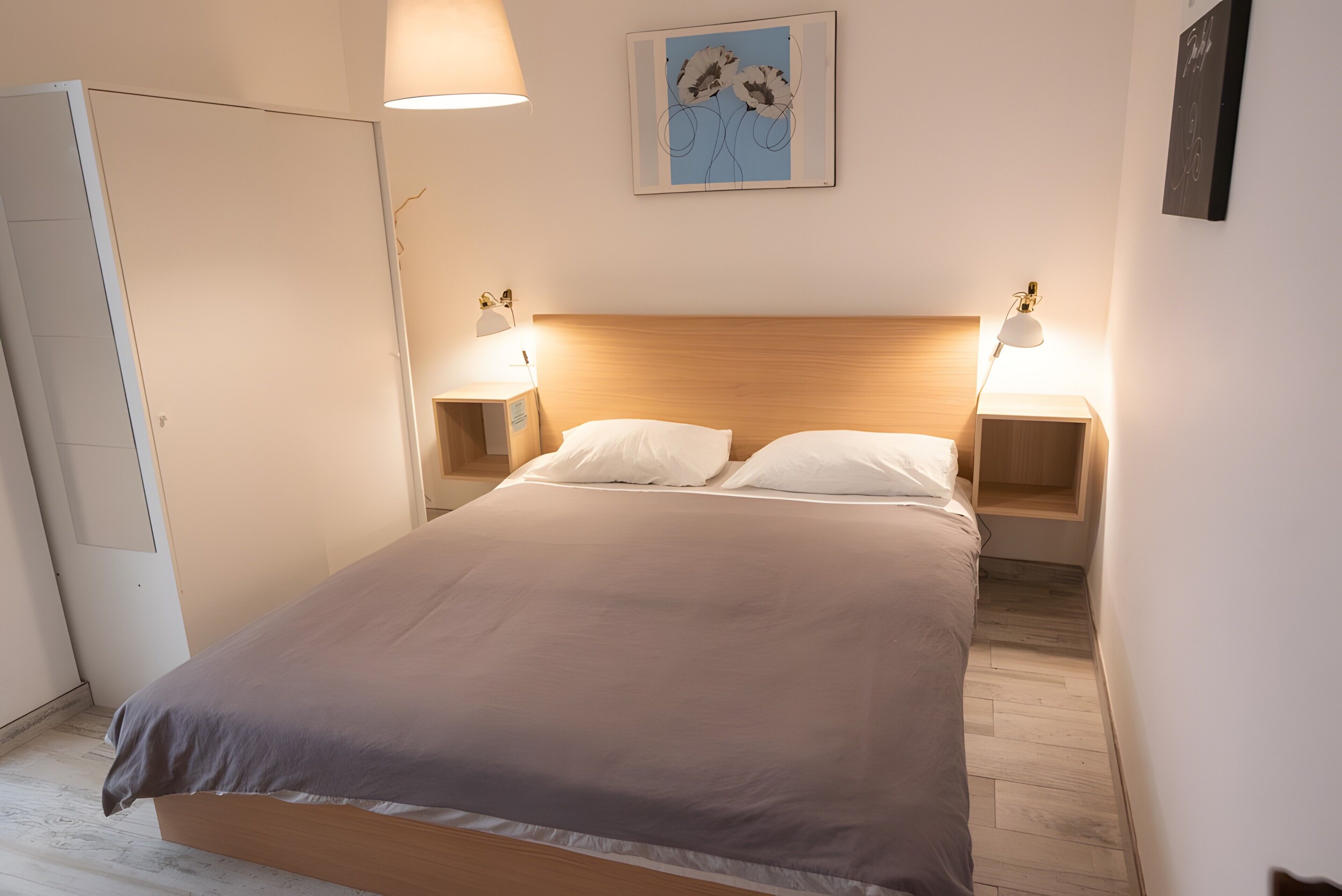 3 dormitorios, tabla de planchar con plancha, wifi gratis y ropa de cama