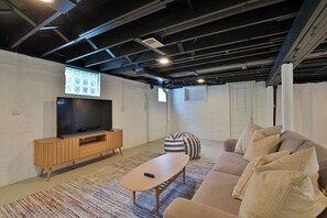TV connectée, cheminée