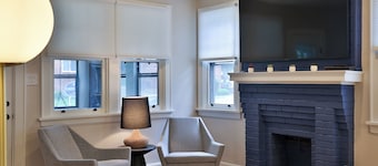 Queen City Blue- Historic Charmer Luxurious Living