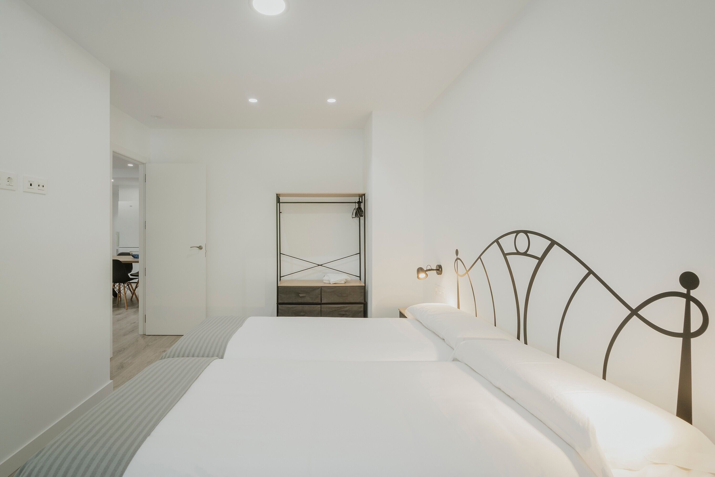 3 bedrooms, free WiFi, bed sheets