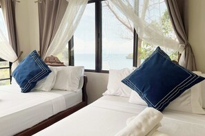 Villa Deluxe | Escritorio, ropa de cama y acceso para silla de ruedas