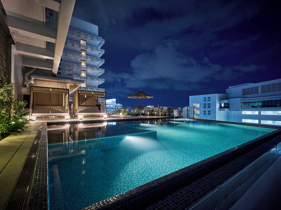 Sesongbasert utendørsbasseng