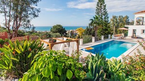 Unclassified image, 4 of 40, button - Villa Esperanza by Interhome (Benajarafe)