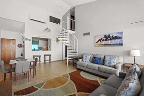 TV, offices - Alturas Del Mar | Stunning Views & Great Amenities (Humacao)