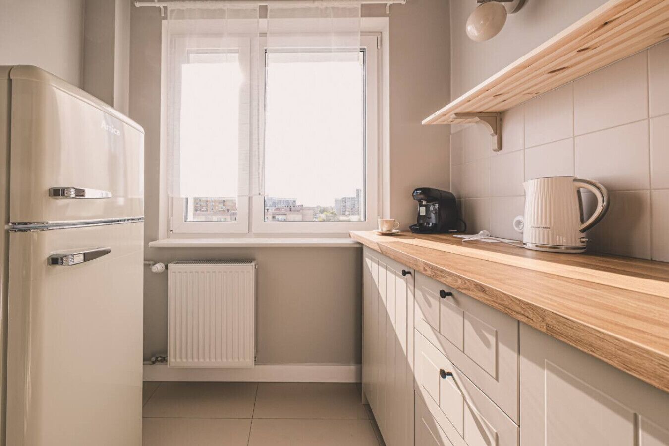 Kühlschrank, Ofen, Herdplatte, Geschirrspüler