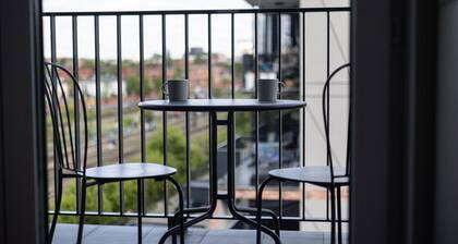 2Homerent Industria | Stylish stay near Zawisza Stadium & Old Town