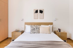 2 chambres, bureau, fer et planche à repasser, Wi-Fi gratuit