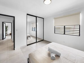 6 habitaciones, escritorio, wifi gratis y ropa de cama 