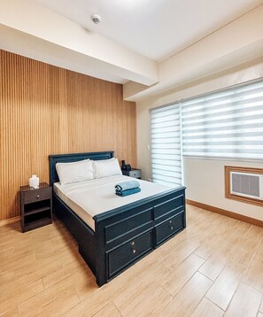 1 bedroom, internet, bed sheets