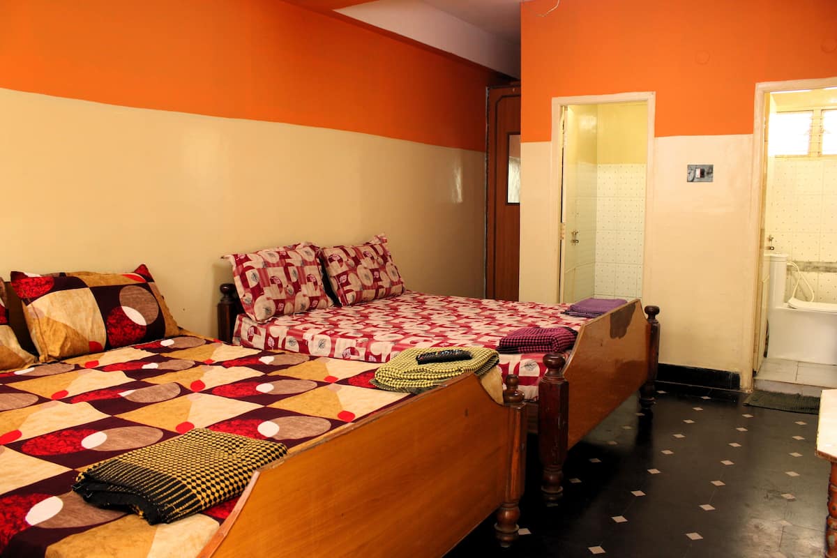Family Double Room | Free WiFi