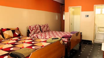 Family Double Room | Free WiFi
