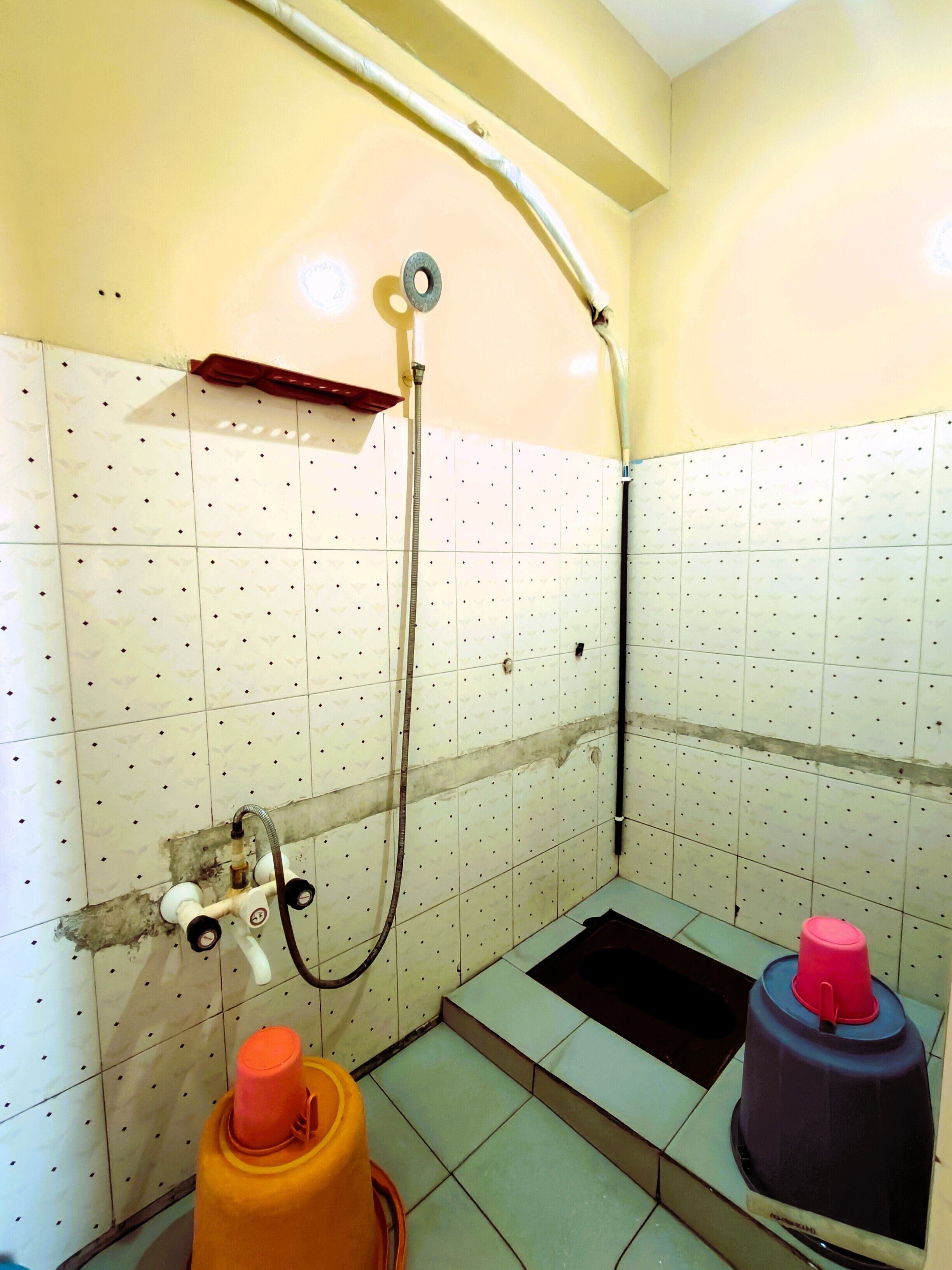 Standard Double Room | Bathroom | Shower, towels, soap