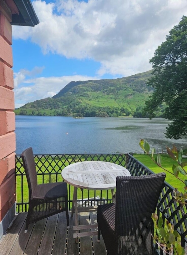 Honeymoon Suite, Balcony, Lake View (Placefell Suite) | Hypo-allergenic bedding, free WiFi, bed sheets - Glenridding Manor House (Penrith)