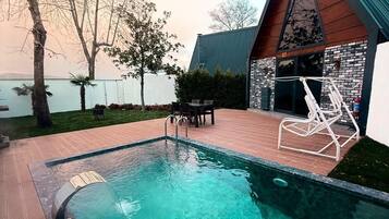 Family Bungalow, 2 Bathrooms, Pool View | Individually decorated, individually furnished, soundproofing, free WiFi