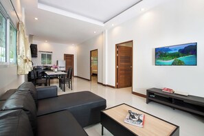 Living room - Holiday 2BR Jacuzzi Pool Villa Lancelot3 (Rawai)