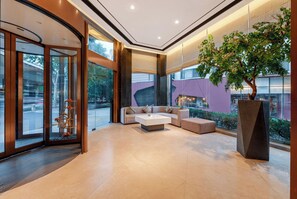 Reception - Yitel Collection Shanghai Jing'An City Center (Shanghai)