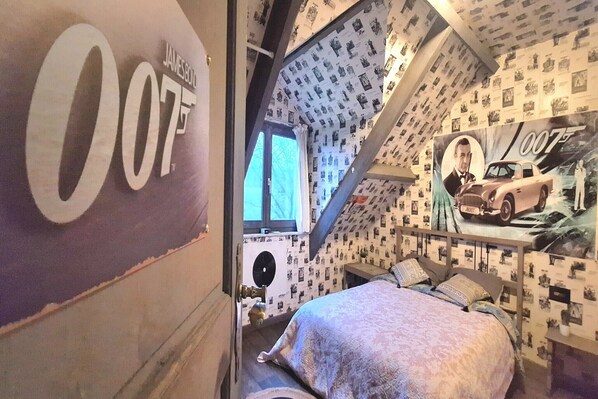 2 bedrooms, iron/ironing board, free WiFi