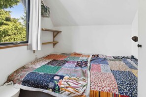 2 bedrooms, iron/ironing board