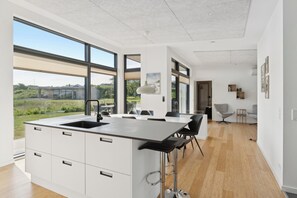 Interior - Holiday with comfort nature modern design (Allinge)