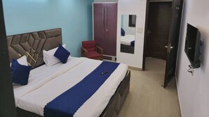 Apartment, 2 Bedrooms, Smoking, Balcony | 2 bedrooms - Cheerful Getaway in Heart of New Delhi (New Delhi)