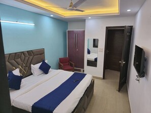 2 bedrooms - Cheerful Getaway in Heart of New Delhi (New Delhi)