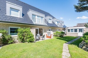 Exterior - Lornsen-Hof, App. 2 - Modern apartment on the ground floor with 2 rooms on approx. 50 m², (Sylt)