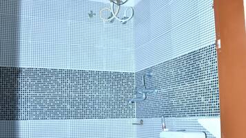Chambre Double | Salle de bain