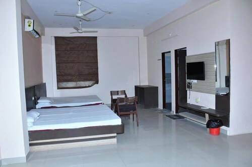 BANSHIDHAM DHARMASALA