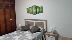 2 bedrooms, iron/ironing board, Internet, bed sheets - NG CANDELARIA - Santa Cruz de Tenerife (Candelaria)