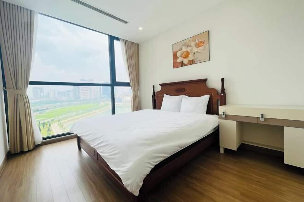 2 habitaciones, cortinas blackout y tabla de planchar con plancha
