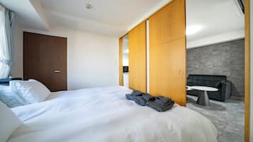 Apartment | Iron/ironing board, free WiFi