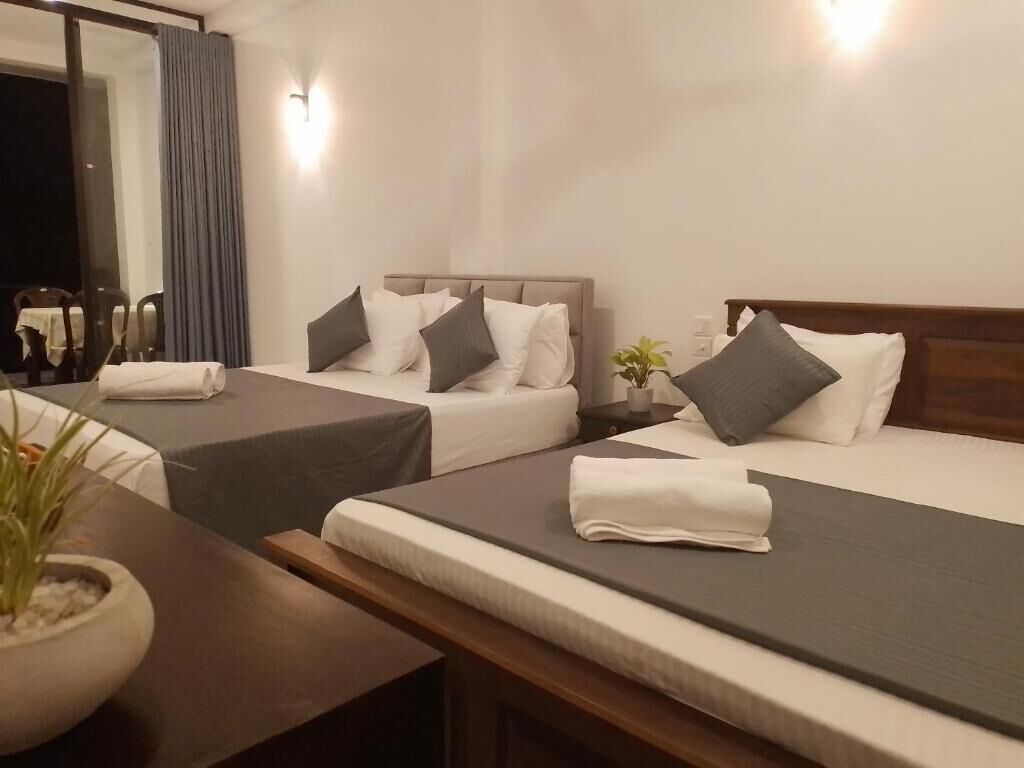 Kamar Deluks, balkon, pemandangan kebun | Setrika/meja setrika