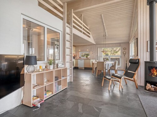 "Elni" - 350m from the sea by Interhome