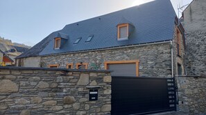 Exterior - House sleeps 8 2 min from Saint Lary Soulan (Bourisp)