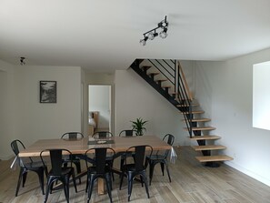 Dining - House sleeps 8 2 min from Saint Lary Soulan (Bourisp)