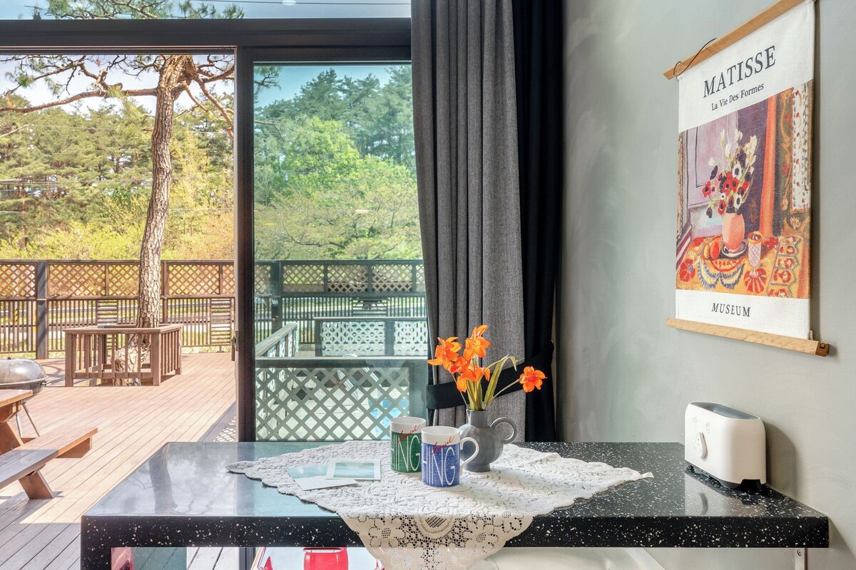 Basic Room, 2 Bedrooms (Duplex 6 (BBQ / Mountain View)) | 1 bedroom, WiFi (free)