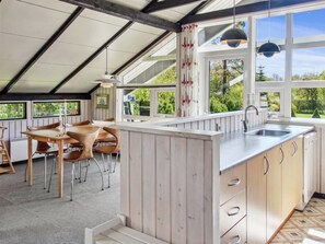 Fridge, microwave, dishwasher, cookware/dishes/utensils